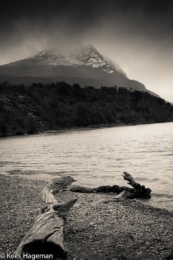 L1004299-1-BorderMaker.jpg