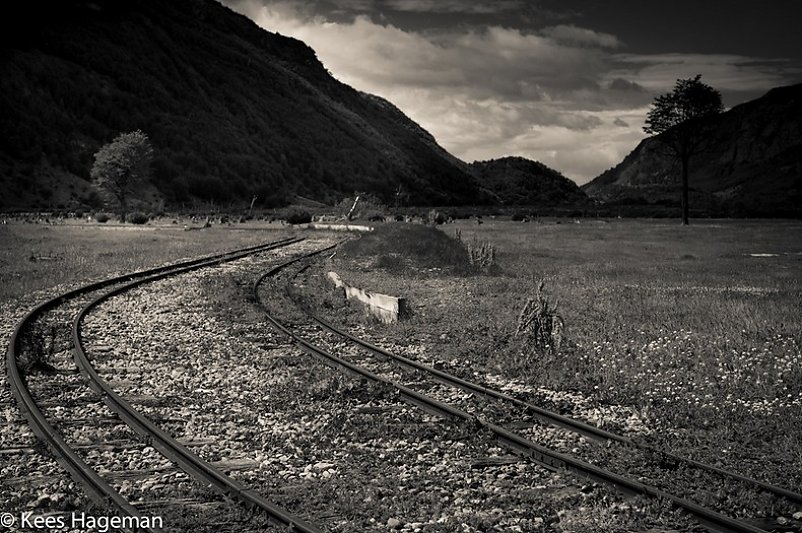 L1004392-1-BorderMaker.jpg