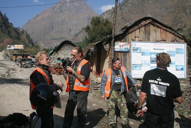 Nepal-2013-316-BorderMaker.jpg