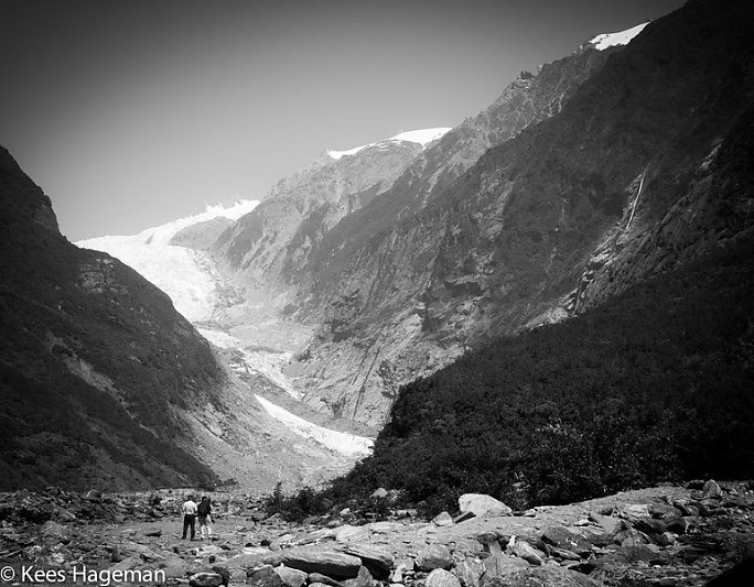 L1002085-9-BorderMaker.jpg