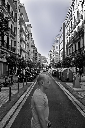 DSC-3195-3-border.jpg