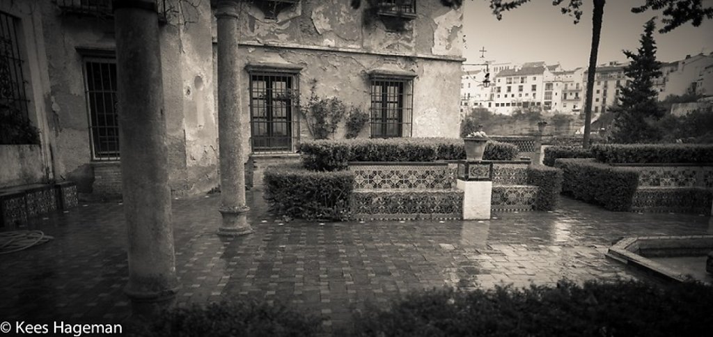 L1007703-6-BorderMaker.jpg
