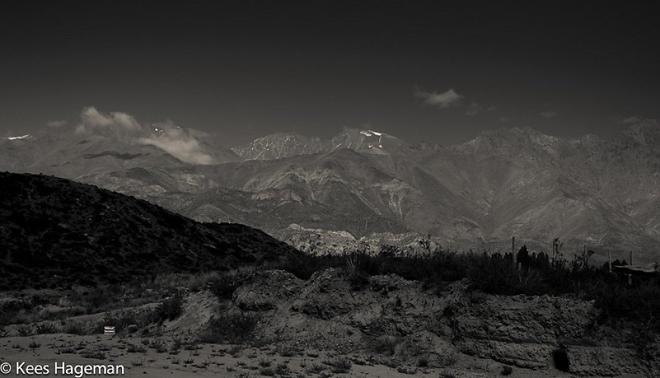 L1005044-1-BorderMaker.jpg