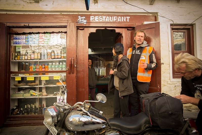 L1001609-6-BorderMaker.jpg