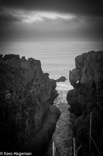L1001914-66-BorderMaker.jpg