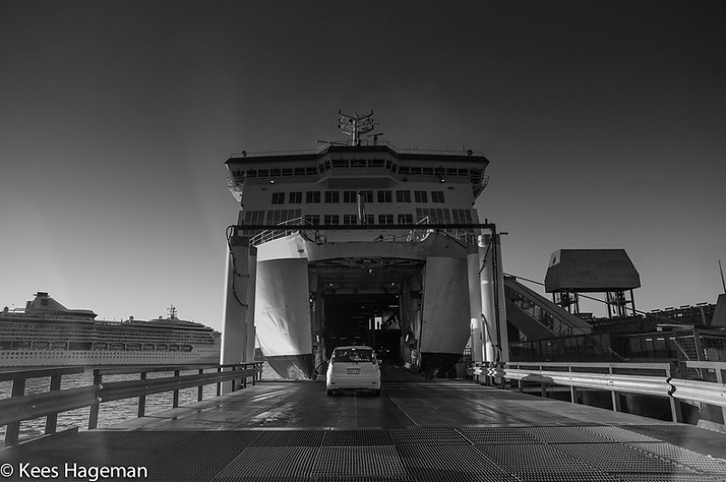 L1001367-6-BorderMaker.jpg