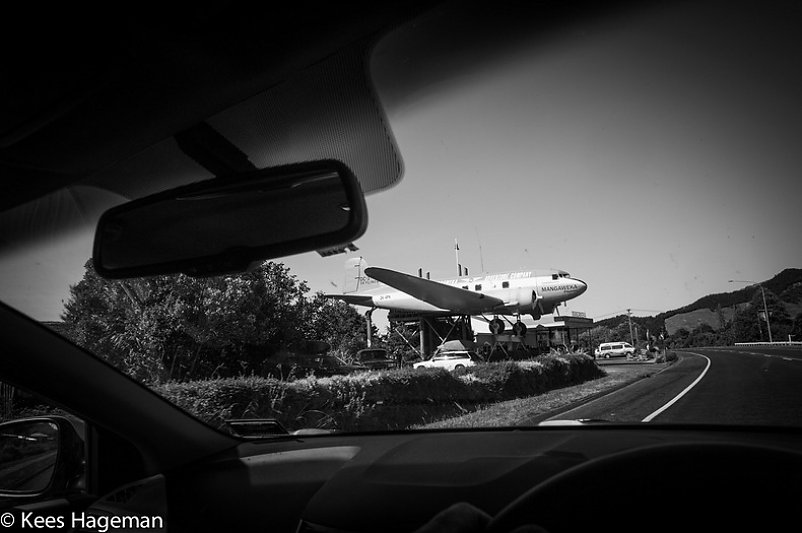 L1001014-6-BorderMaker.jpg