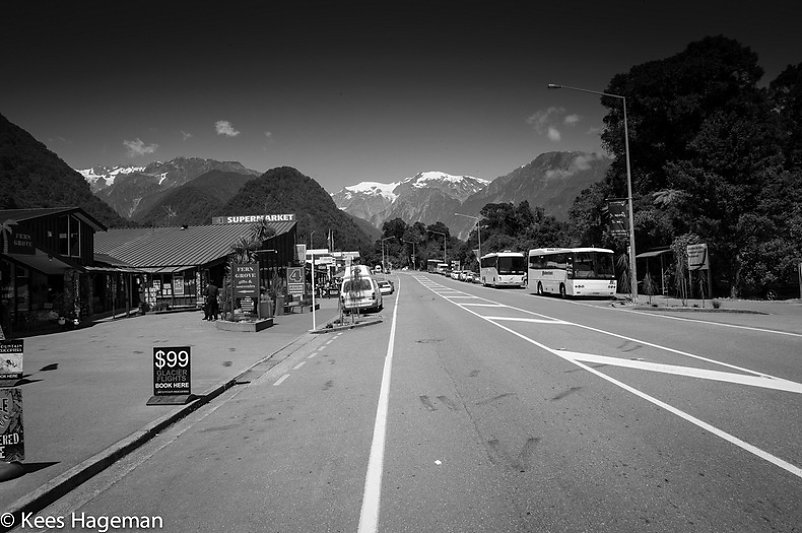 L1002066-9-BorderMaker.jpg