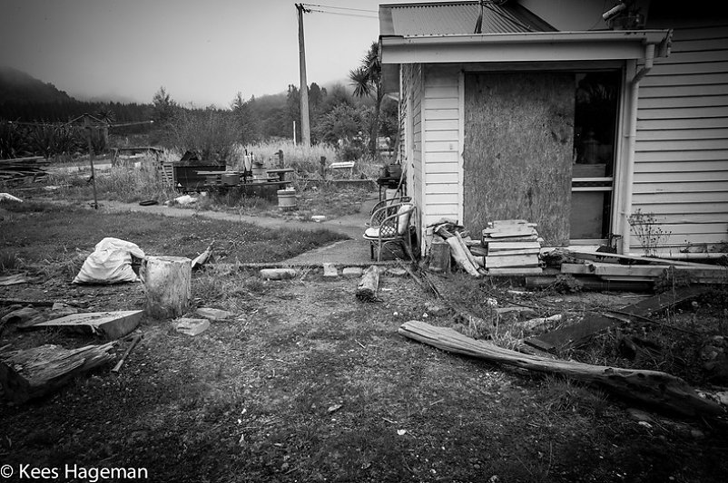 L1002017-9-BorderMaker.jpg