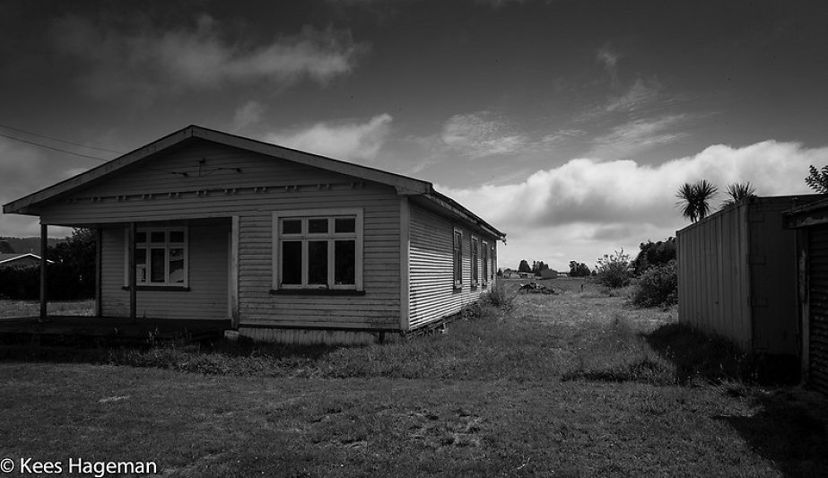 L1002045-9-BorderMaker.jpg